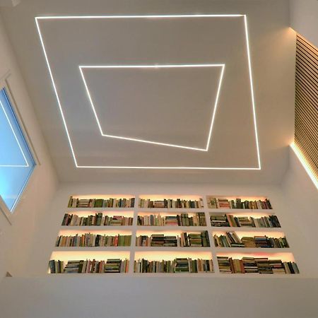 Biblioteca De Lujo En El Centro Historico De Malaga Apartment Ngoại thất bức ảnh